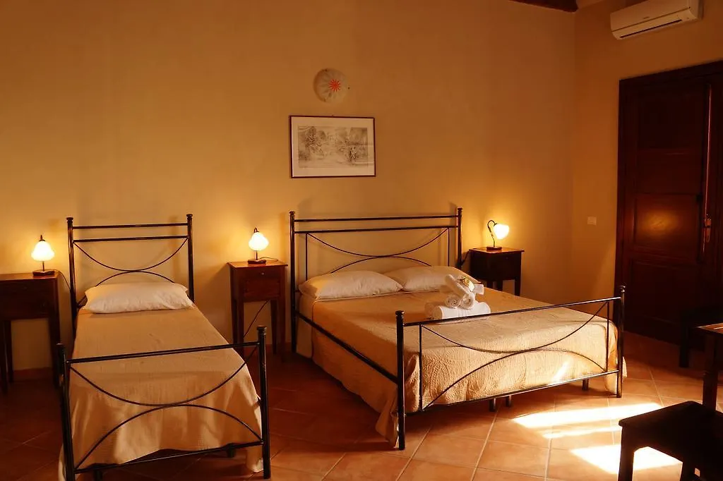 Farm stay Villa Pia Cornelia Paceco Italy