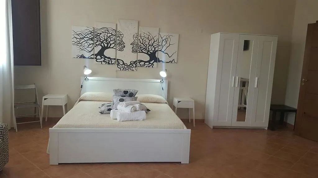 Villa Pia Cornelia Paceco 0*,