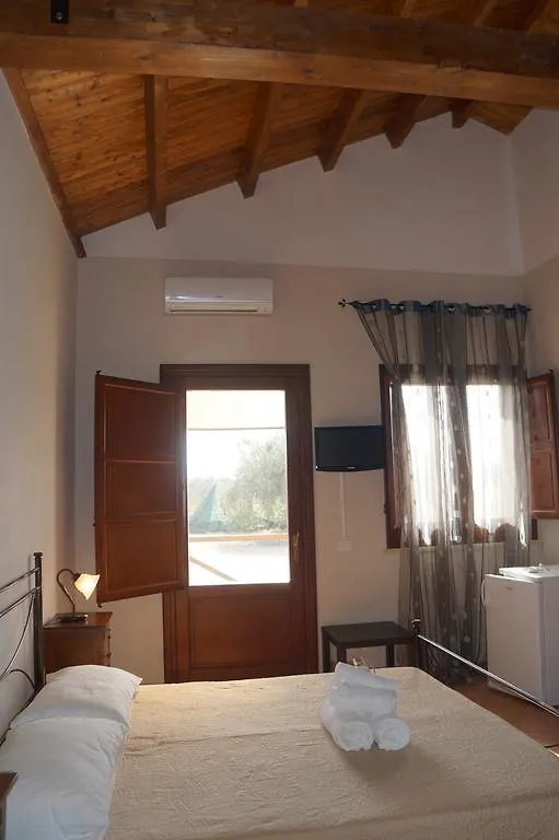 Villa Pia Cornelia Paceco Farm stay